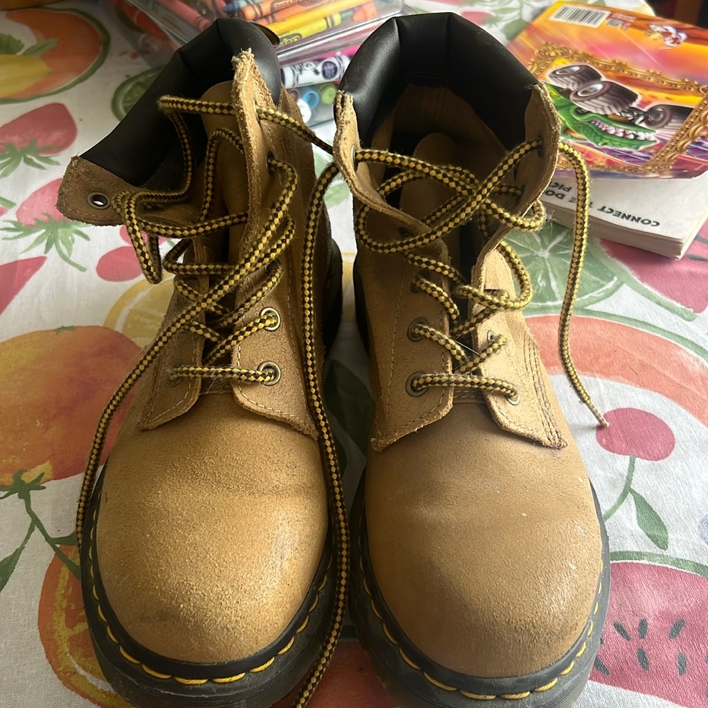 DR MARTENS 939 6 EYE WOMENS HIKER BOOTS